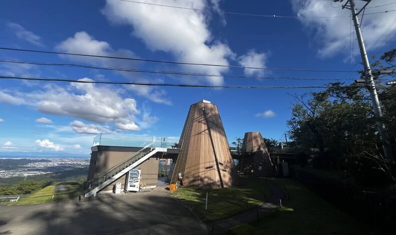 画像8160：粟ヶ岳の山頂にある「かっぽしテラス」に行ってきました