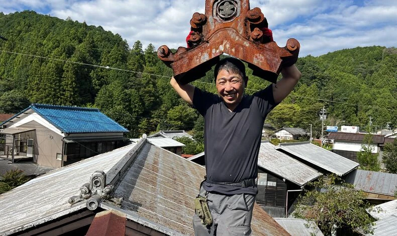 画像8513：屋根の修理